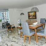 Apartamento frente al mar